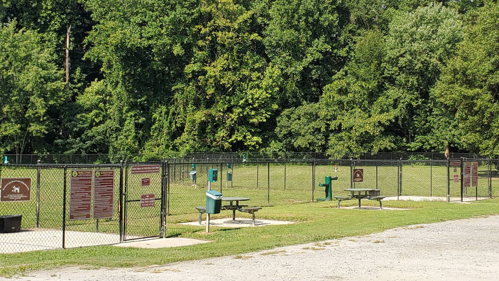 Burger Dog Park Smyrna Benches and enclose entrances